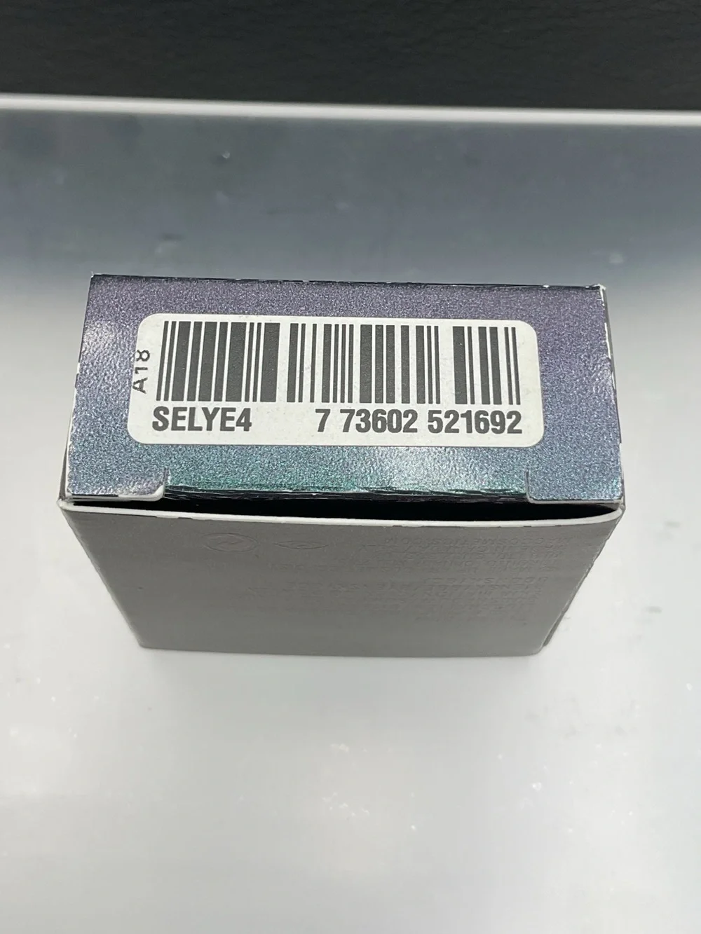 MAC Cosmetics Veluxe Pearl Eyeshadow in Sun Speck - BNIB, LE & Discontinued